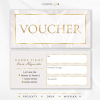 Projekt złoconego vouchera podarunkowego na jasnym satynowym tle