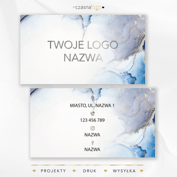 Akwarelowy projekt wizytówki z niebieskimi i srebrnymi plamami