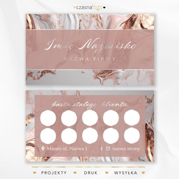 Elegancki projekt karty stałego klienta ze srebrną czcionką i różowym tle