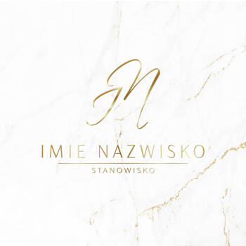 Złote logo z eleganckimi pisanymi inicjałami, projekt na białym marmurowym tle